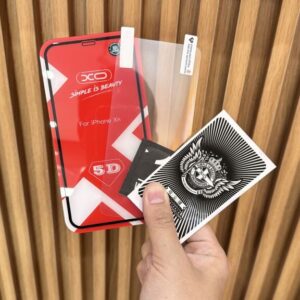 Kính cường lực iPhone hãng XO , hàng fullbox , kèm bộ phụ kiện hỗ trợ dán